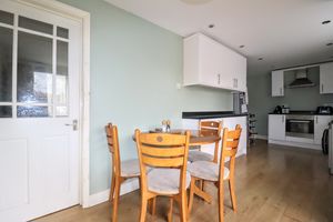 Kitchen/Diner- click for photo gallery